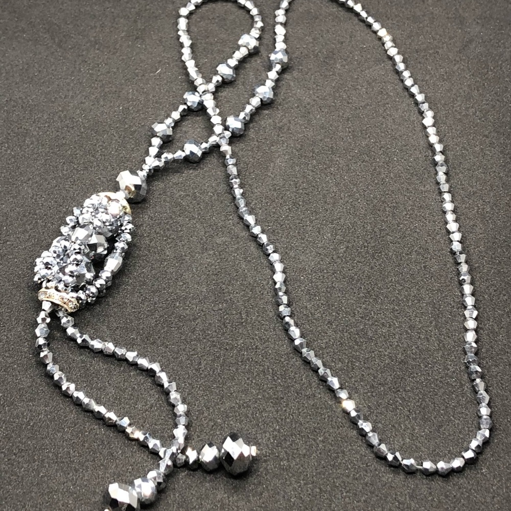 Shiny black beaded necklace